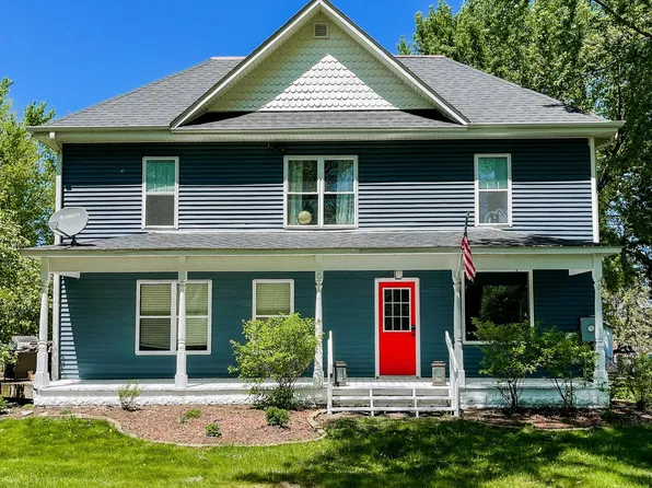 301 Shady Ave N, Vermillion, MN 55085