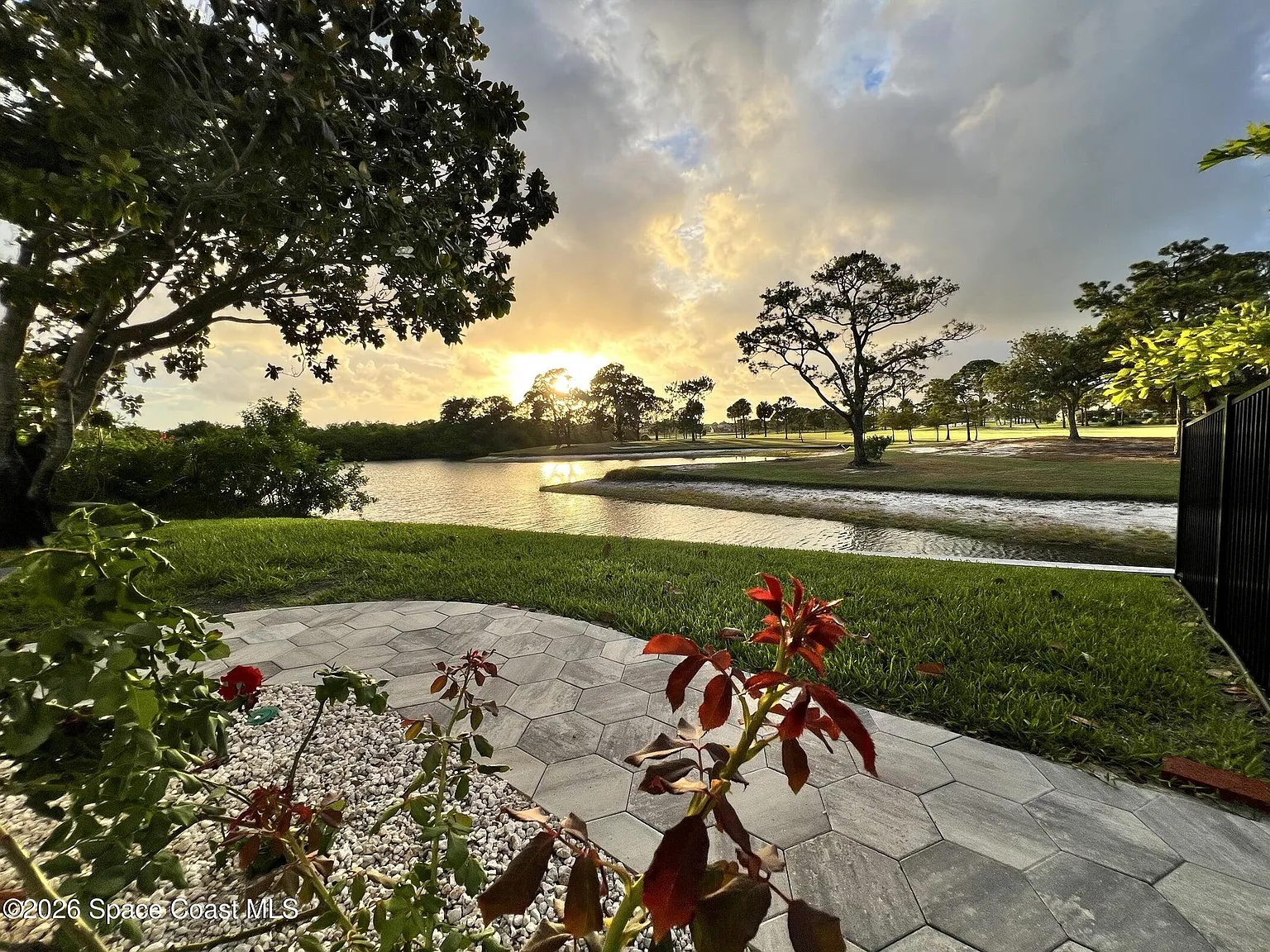 4 bed, 3.5 bath, 2947 sqft, $5,250 — Photo 3