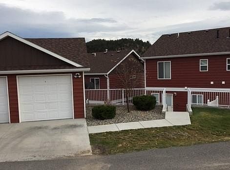 2nd image of 3022 Saddle Dr