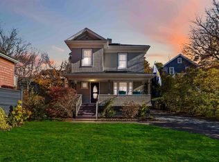 179 Pleasant St, Dartmouth, NS B2Y3R2