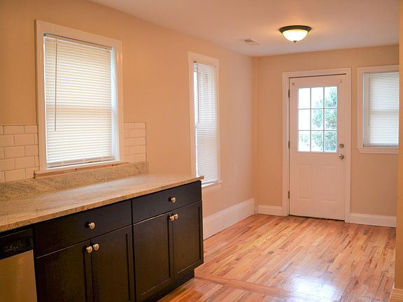 3rd image of 27 Shannon St #22L
