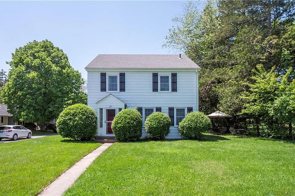 27 Red Cross Ave