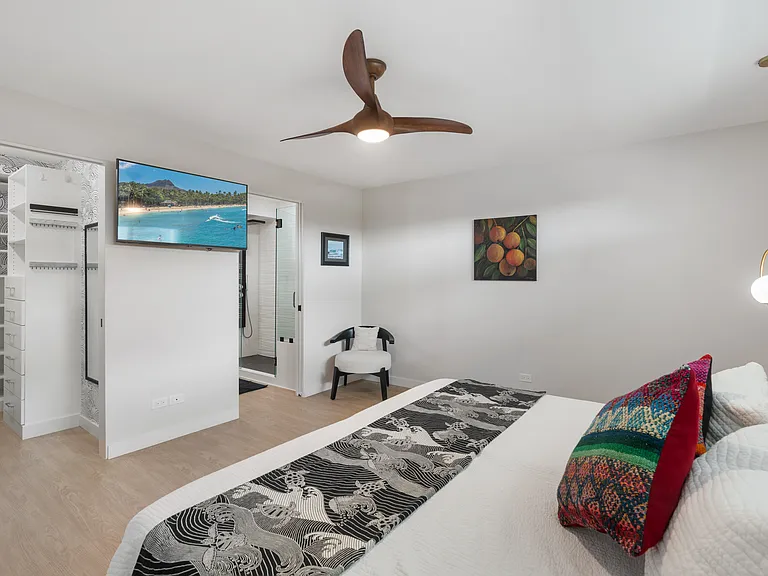 204 Kapahulu Ave #303 — Photo 27