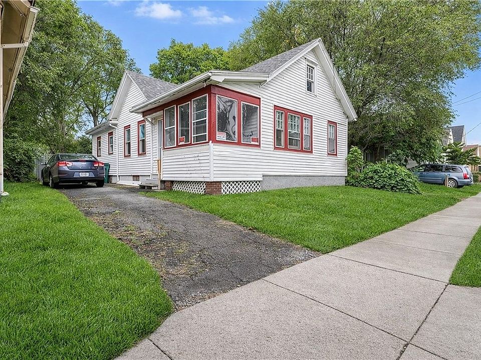 1st image of 275 Clifford Ave