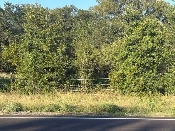 1401 Fm 713, Lockhart, TX 78644