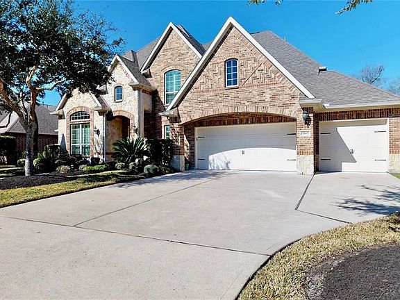 3rd image of 13607 Blair Hill Ln