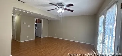 422 Kirkcaldy Ct — Photo 3