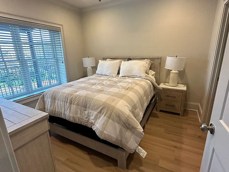 908D Queen City Ave #D — Photo 10