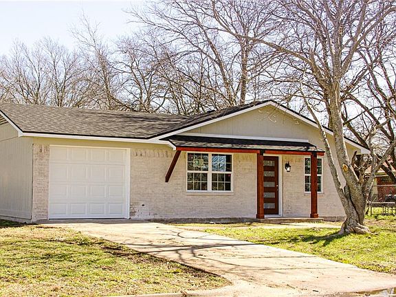 2nd image of 1109 Harry James Dr