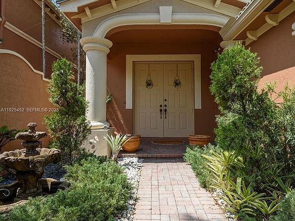 2nd image of 2782 Kinsington Cir #25-4
