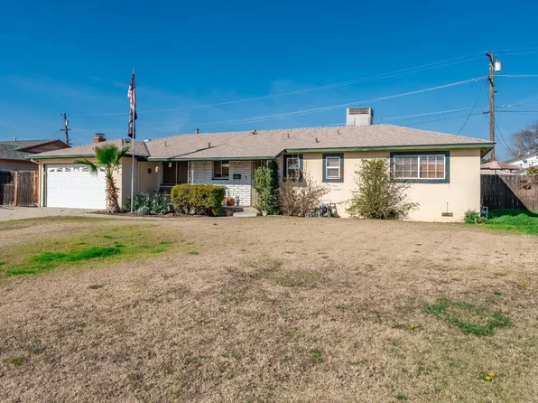 1090 Laurel Ln, Lemoore, CA 93245