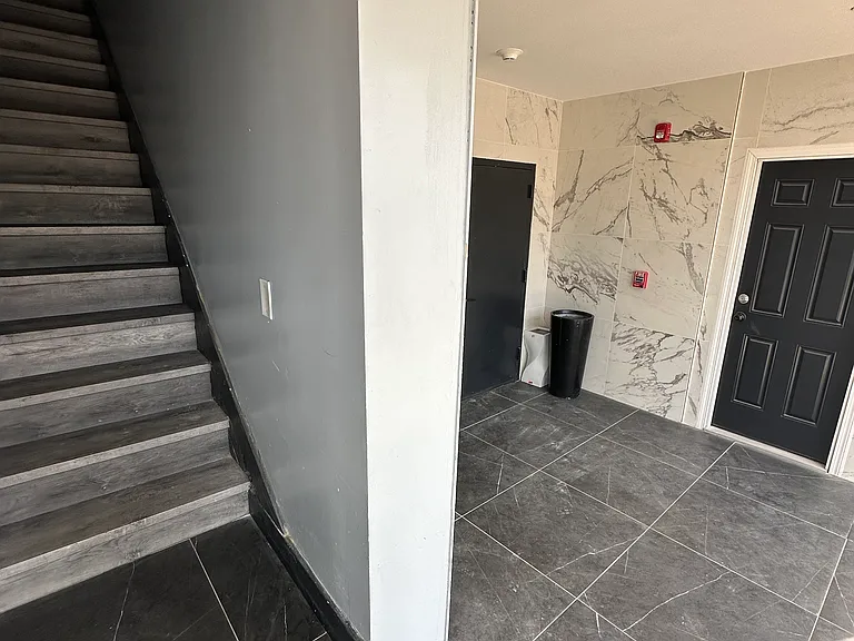 1260 Main St #102 — Photo 16