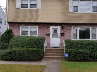 6 Underhill Ct, Nutley, NJ 07110