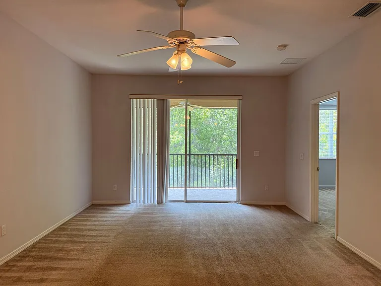 9434 Myrtle Creek Ln #911 — Photo 10
