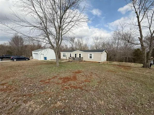 1069 Herchel Lucas Rd, Bowling Green, KY 42101