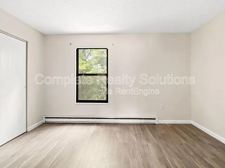 790 Country Aire Ct #103 — Photo 9