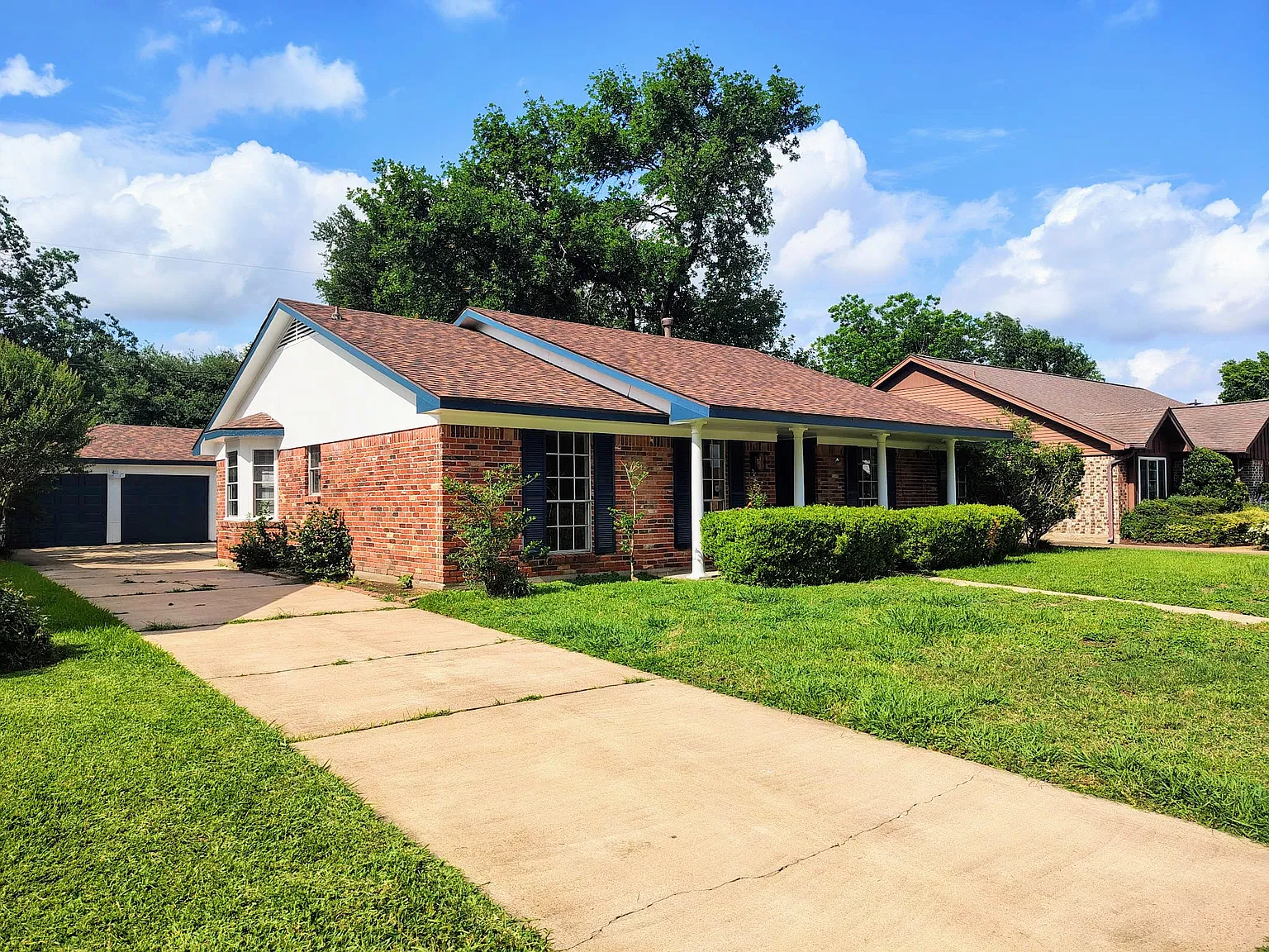 4 bed, 1726 sqft, $2,200 — Photo 2