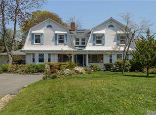 130 Roger Canoe Hollow Rd, Mill Neck, NY 11765