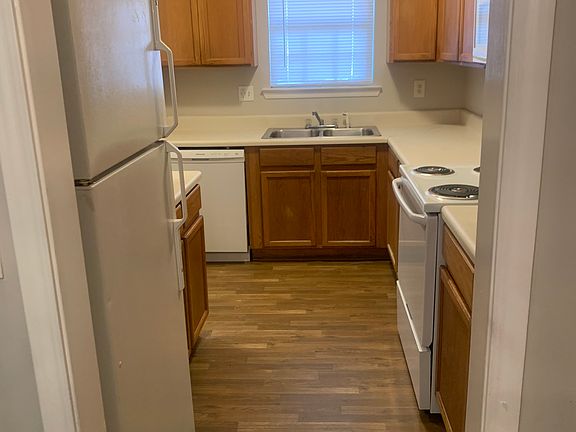 2nd image of 6494 Wellington Chase Ct