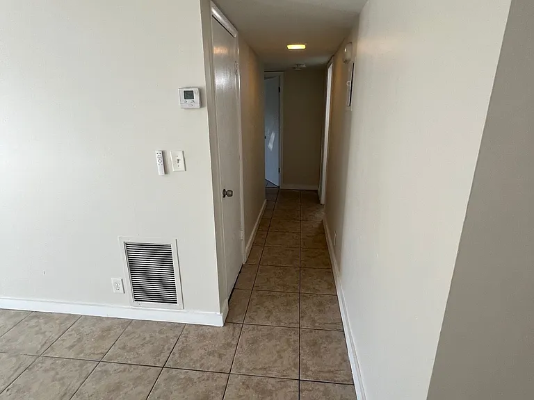 3111 Oakland Shores Dr #F109 — Photo 10