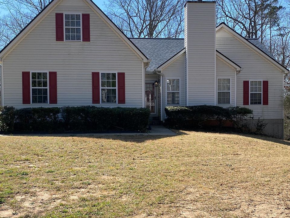 Quiet Established neighborhood