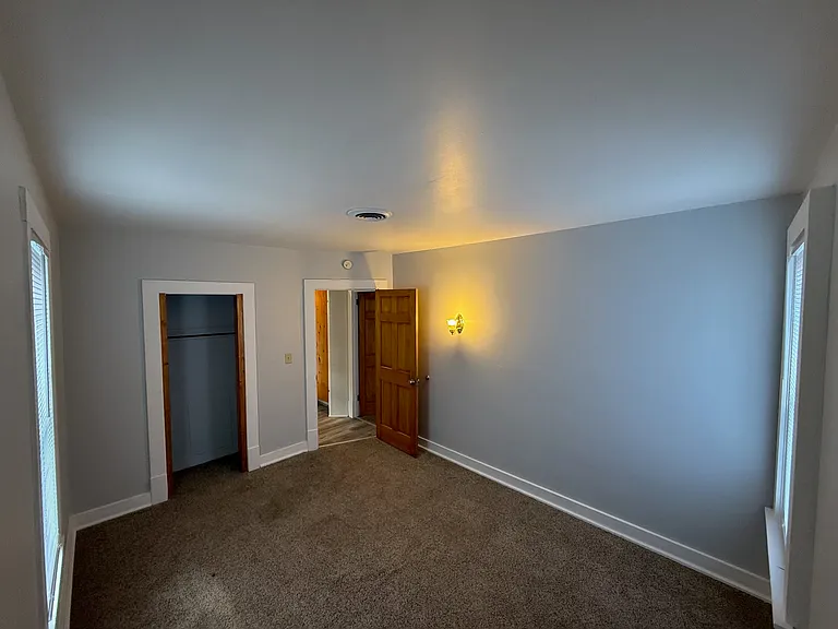 227 E Brady St #2 — Photo 5