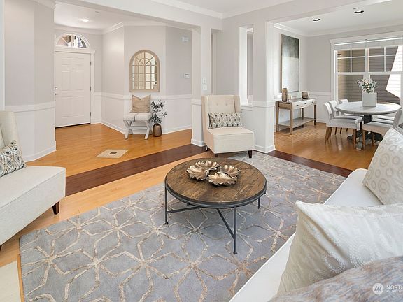 3rd image of 1395 NE Katsura Street