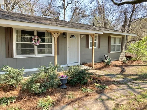 519 S Leflore Ave, Cleveland, MS 38732