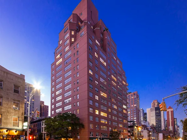 251 East 32nd Street image 7 of 9