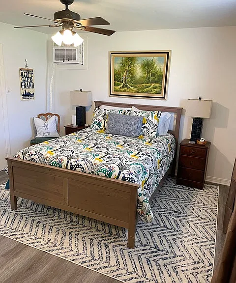 147 Crocker Ln — Photo 3