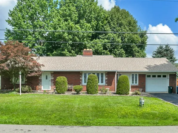 15 Franklin Dr, Rostraver Township, PA 15012