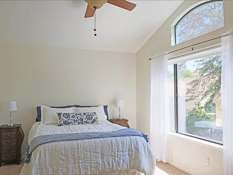 4946 Felicia Way — Photo 19