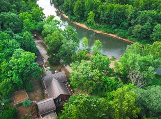 12810 Tank Ln, Devils Elbow, MO 65457
