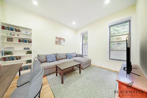 Rented by Blackwater Associates Inc. | media 11