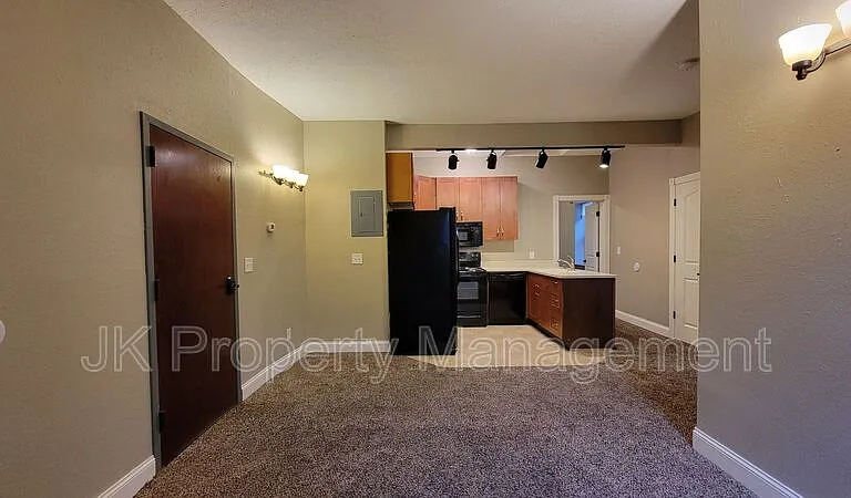 413 Central Ave #306 — Photo 14