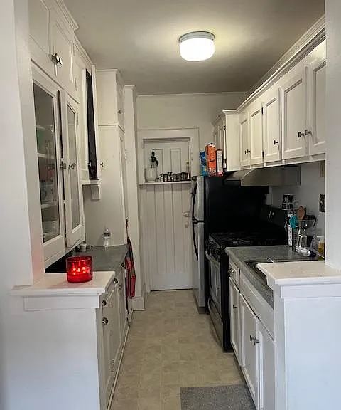 1501 N Farwell Ave #5 — Photo 4