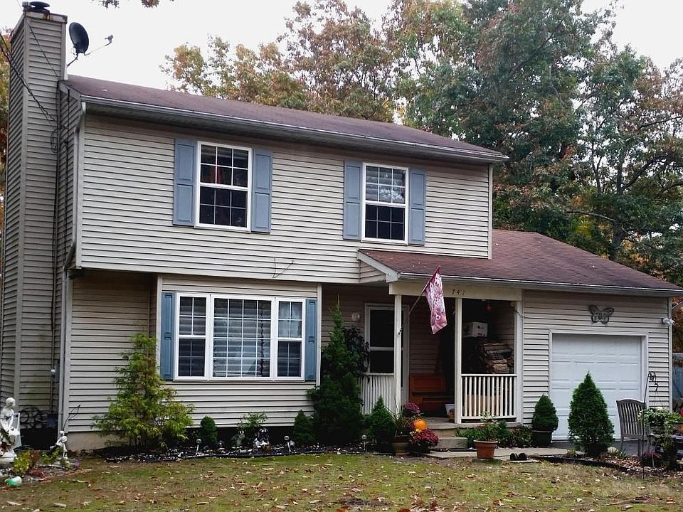 1st image of 741 Albert Ave