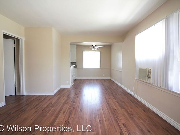 4th image of 1321-1325 E Wilson Ave #3