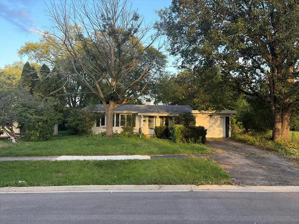 1113 Kim Pl, Lemont, IL 60439