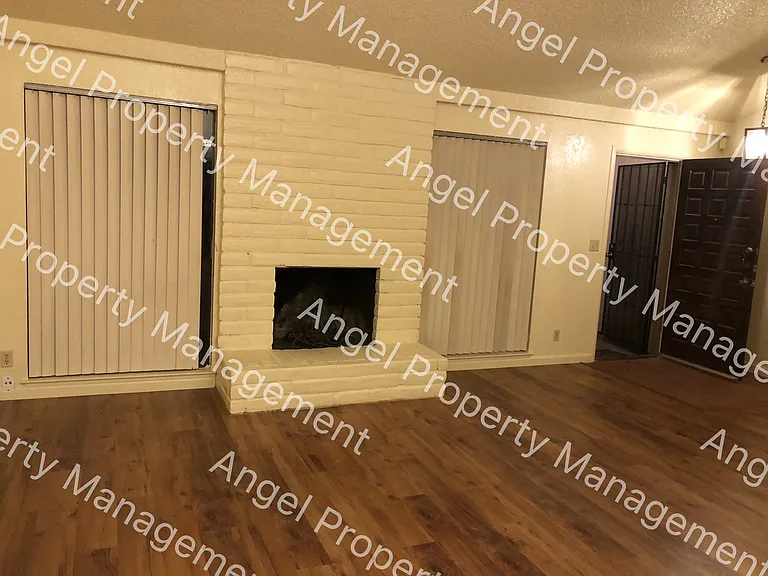 5400 Pomegranate Ave #1 — Photo 9
