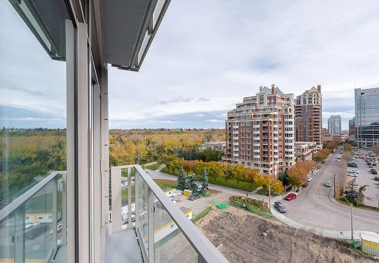 738 1st Ave SW #902 — Photo 21