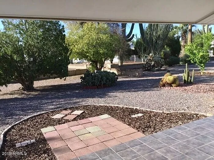 2 bed, 1.0 bath, 984 sqft, $1,425 — Photo 4