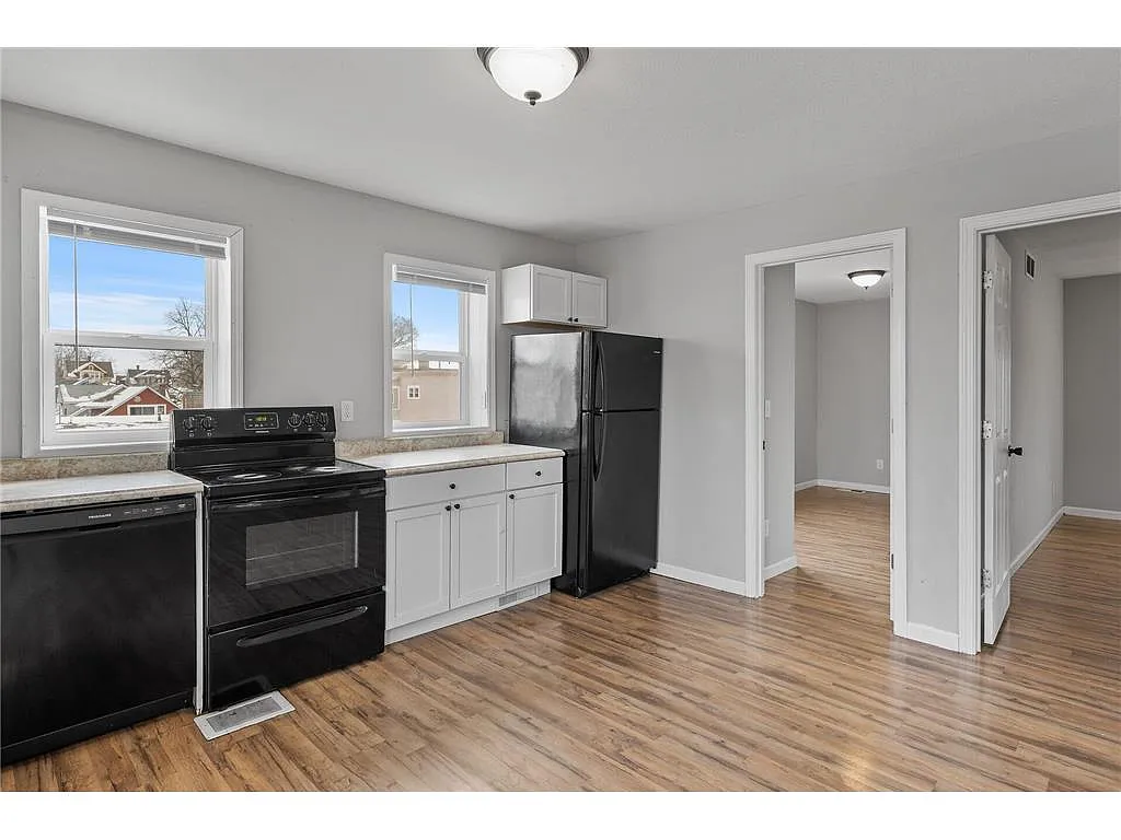 Building Photo - 1051 Arkwright Street - 4