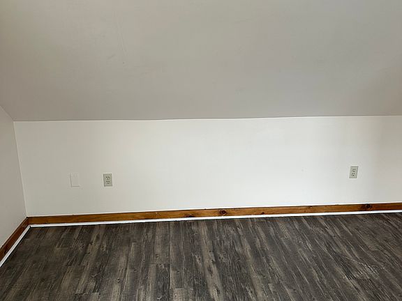 4th image of 34 Deering Ave #4