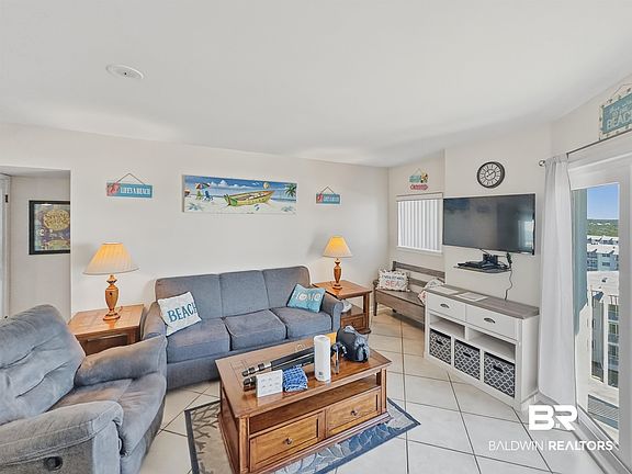 4th image of 375 Plantation Rd #5609
