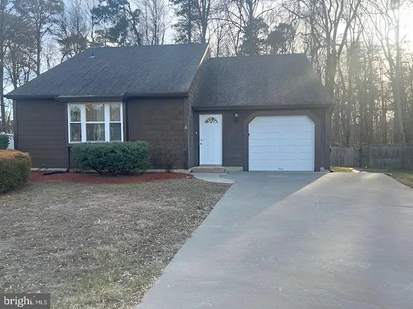 10 Acorn Ct, Sicklerville, NJ 08081