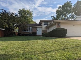 334 Alabama Trl, Carol Stream, IL 60188