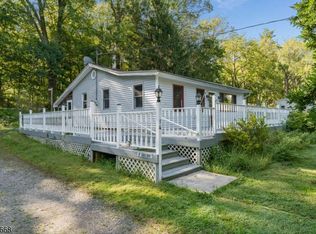 14 Butlers Park Rd, Washington, NJ 07882