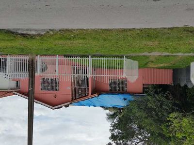 6276 NW 3rd St, Miami, FL, 33126