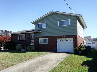 9338 Beaumont St, Norfolk, VA 23503